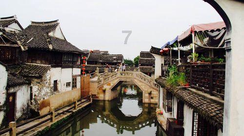 探寻定语从句:可以填of whom吗?| 爱好者的共享社区
